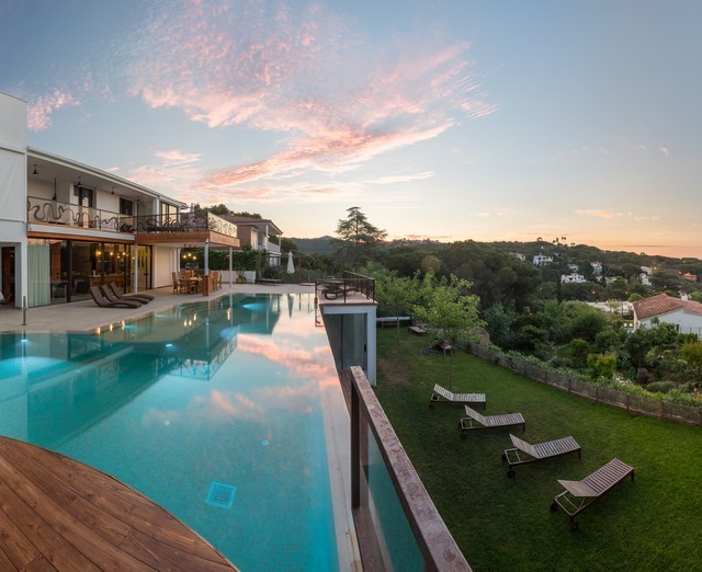 Terrace & Pools